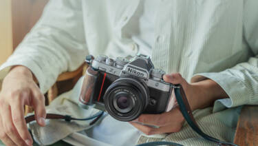 SmallRig 5707 L-Shaped Mount Plate with Wooden Handle for Nikon Z f, silver